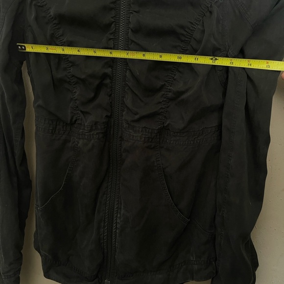 Lululemon Dance Studio Jacket ( 4) - Picture 11 of 17